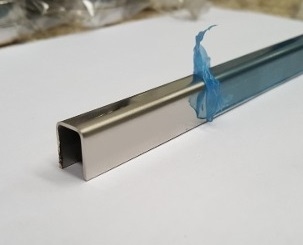 Perfil em U de Aço Inox 15mm (Metro)