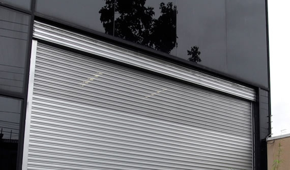 Bandeirola Fixa Porta de Enrolar Blind Chapa#22